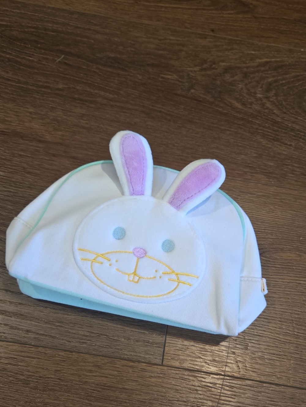 BVLGARI PARFUMS RABBIT MAKE UP POUCH... #8063